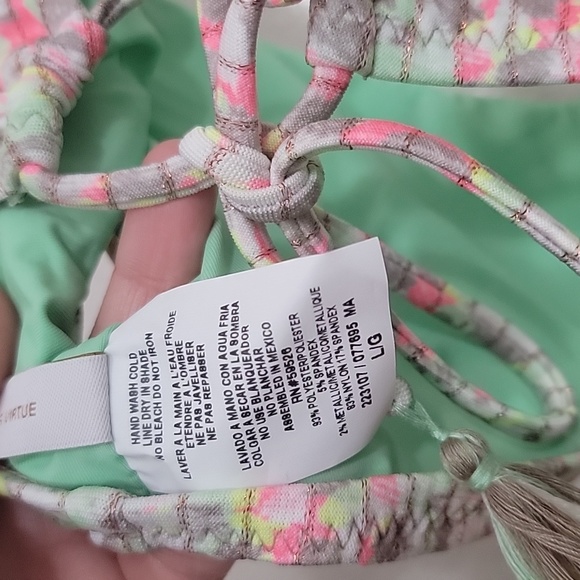 NWT Becca Swim Suit Top Neon Animal Print Size Large - Picture 6 of 8